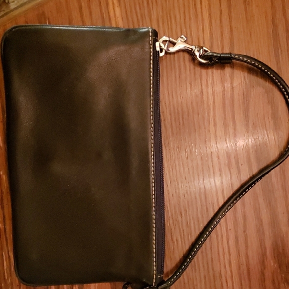 Coach Vintage Black Leather Soho Wallet/ Wristlet Clutch - Picture 2 of 6